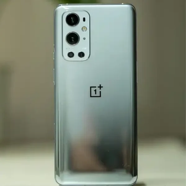 OnePlus 9 Pro - Image 2